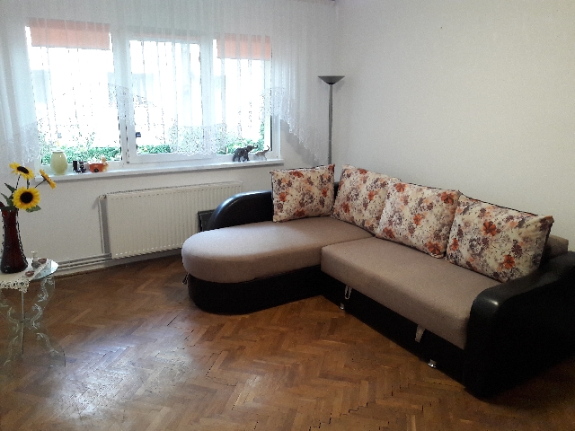 Vand apartament Astra Brasov, 2 camere, semidecomandat, 65 mp, proprietar
