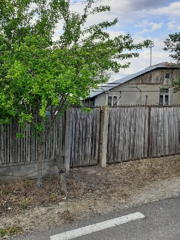 Casă de vanzare în Comuna SĂHĂTENI, BUZĂU, direct proprietar