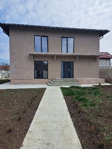 Vanzare casa in Lehliu Gara, judetul Calarasi, direct proprietar