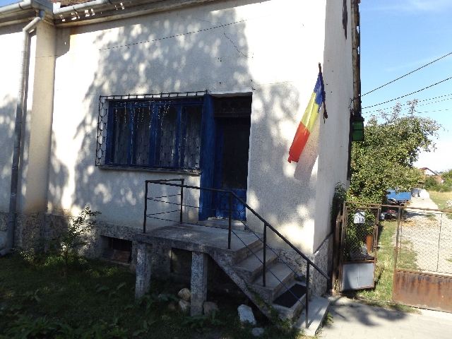 Vand casa + complex comercial, zona centrala, langa gara Beclean, Bistrița-Năsăud