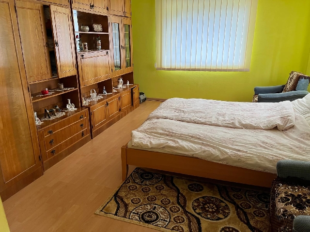 De vanzare casa, curte si gradina- 1500 mp în Feisa 281 Jidvei /Alba