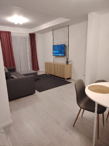 Inchiriez garsoniera mare in complex Novum Viilor, Direct proprietar