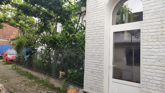 Ocazie unica, gospodarie la tara confort ca la oras, se vinde chiar si cu rate sau inchiriere
