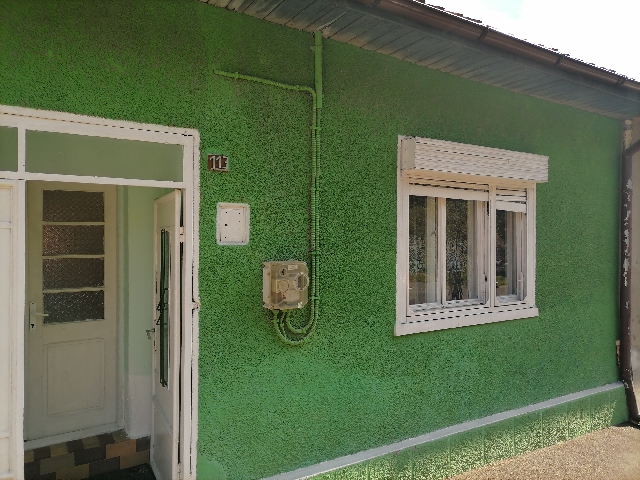Vand casa Orsova in Mehedinti sau schimb cu apartament