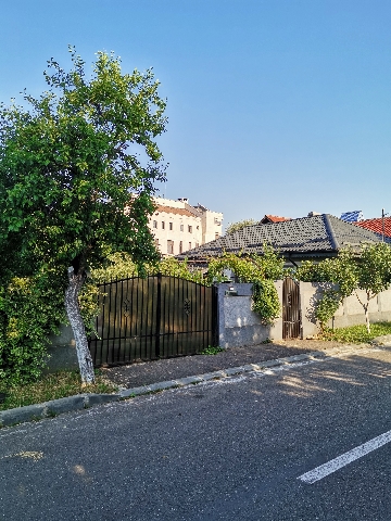Vand casa in Segarcea judetul Dolj, proprietar
