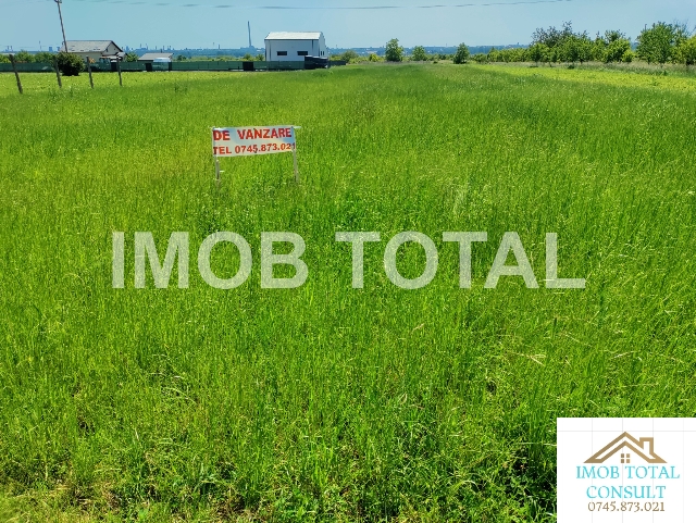 Teren Stefanesti, str. Campului, zona Primarie