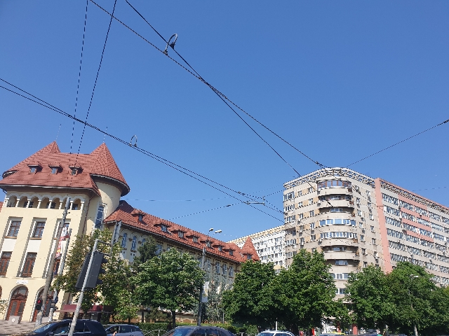 Vanzare apartament 3 camere Obor, pozitie centrala, direct proprietar