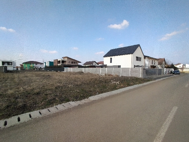 Proprietar vand teren in Dumbravita pe strada Ferencz Lehart
