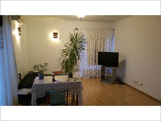 Inchiriez apartament 2 camere Rasarit de Soare Titan