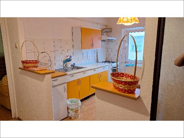 Apartament de vanzare 2 camere Campina, Prahova