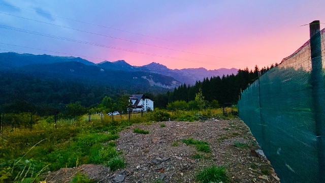 Vand teren 260 MP in Sinaia Str.Zamora - SINAIA PLAZA MALL