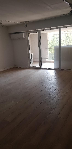 Spatii pentru birouri si activitati comerciale in Complexul RESIDENTIAL METROPOLIS